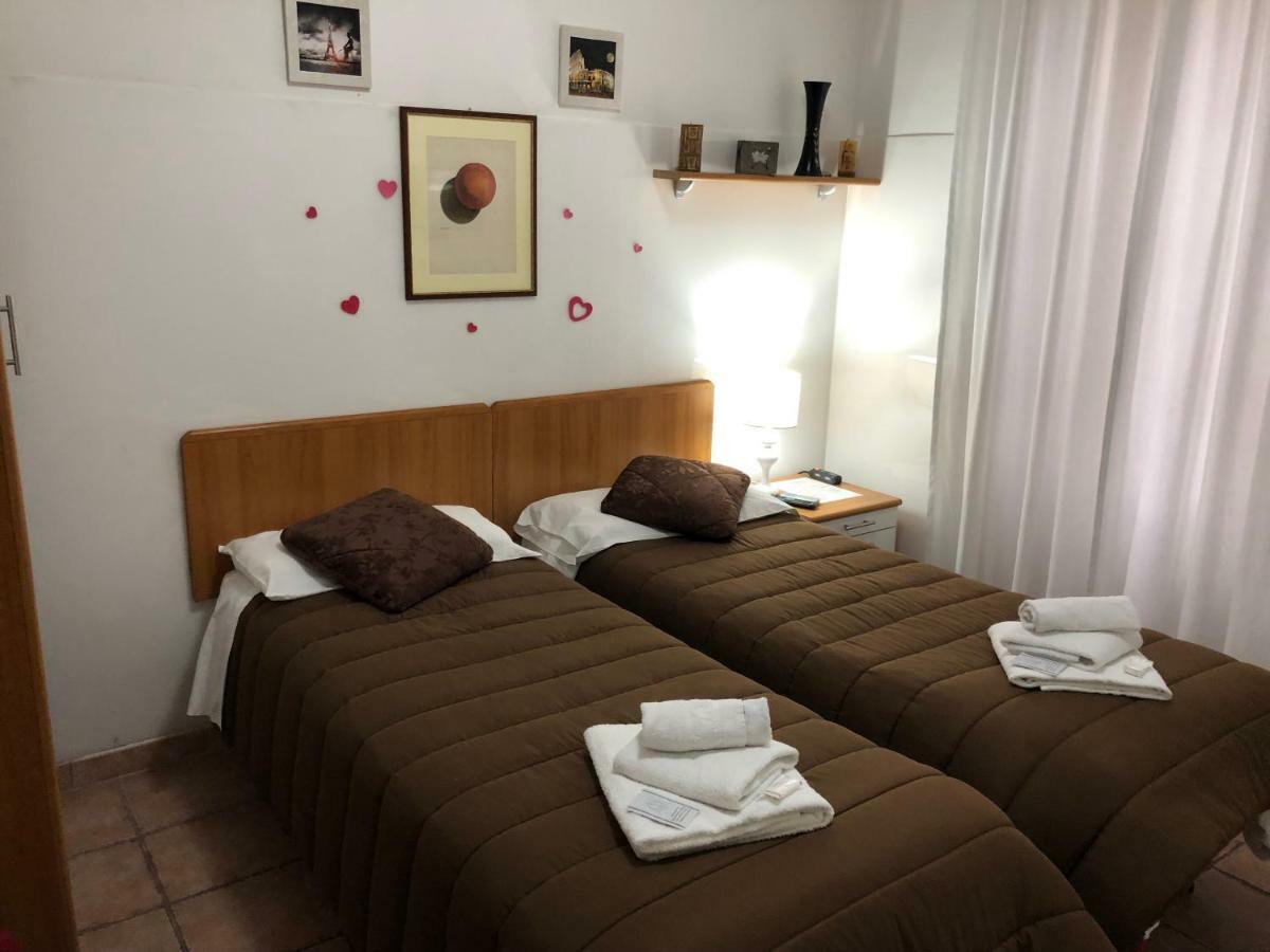 Casa Gemelli Apartment Roma Ngoại thất bức ảnh